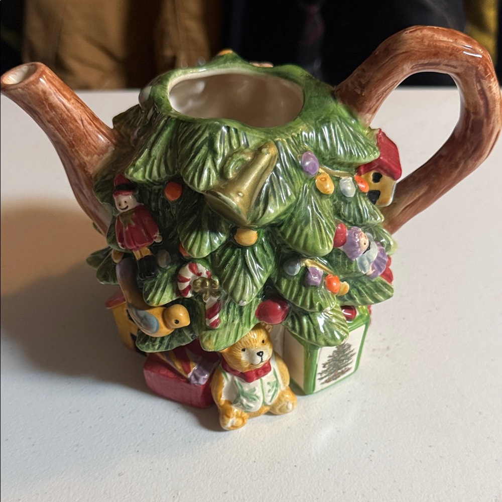 Spode Christmas Tree Prestige Handpainted Ceramic Teapot Santa Lid S3324-A11 - Picture 3 of 9